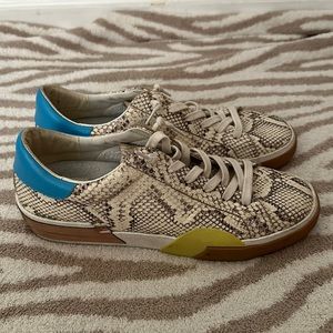 Dolce Vita Sneakers